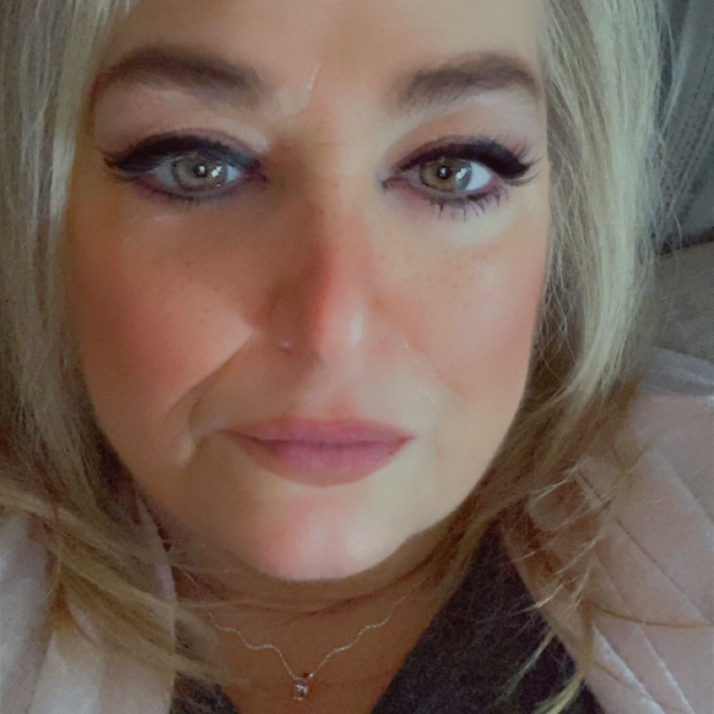 Meet your Posher, Shelly